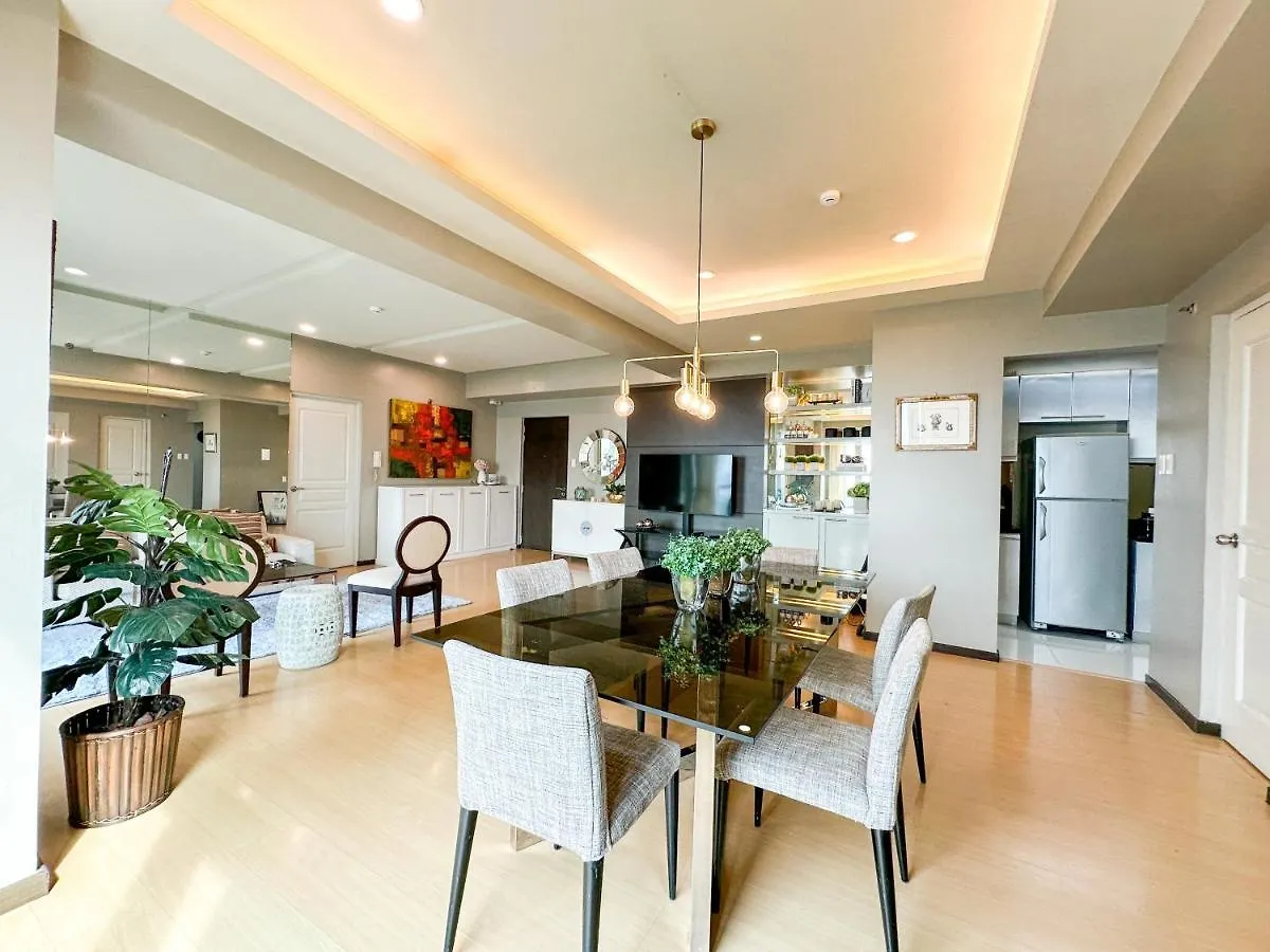 Avant Spacious Sanctuary With The Best View In Bgc Manila