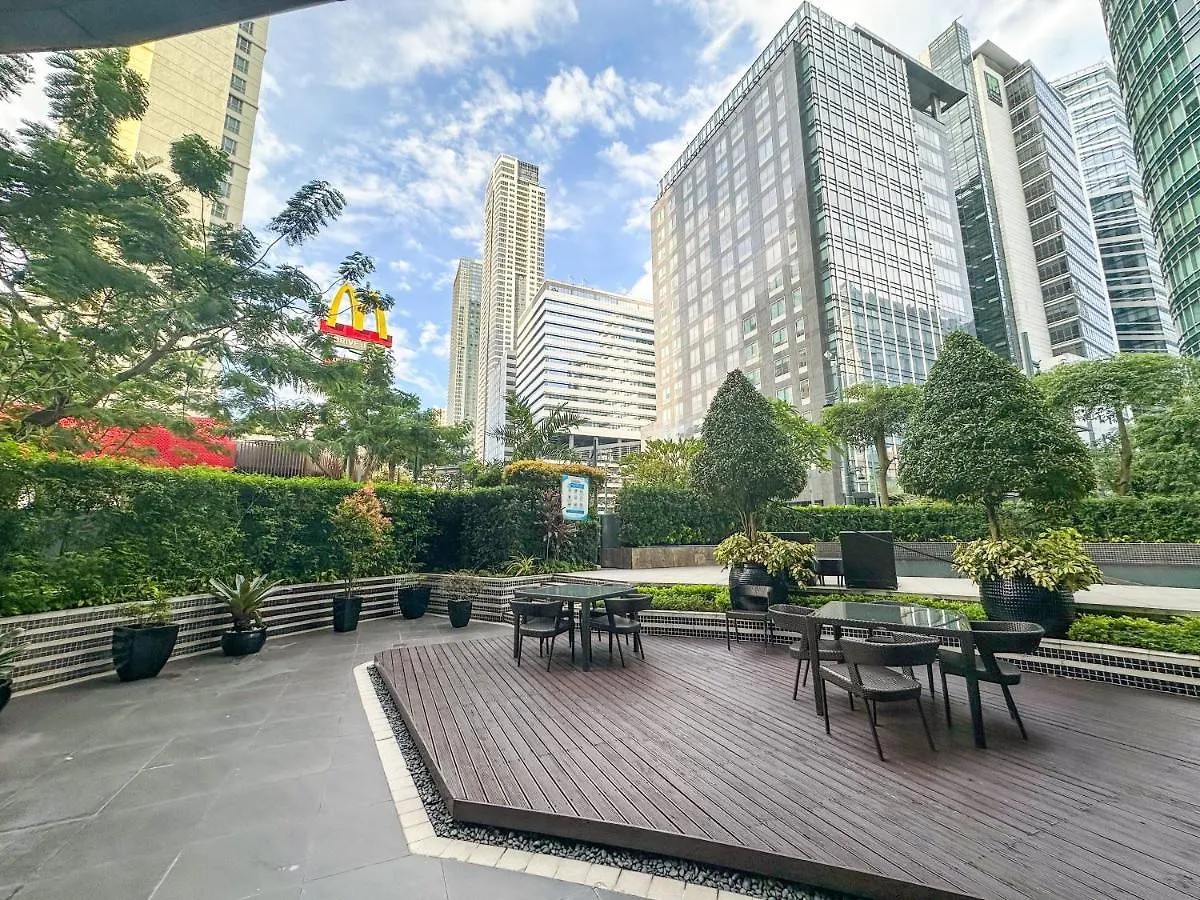 Avant Spacious Sanctuary With The Best View In Bgc Manila Apartment